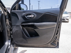 Used 2020  Jeep Cherokee 4d SUV FWD Latitude Plus Altitude 2&period;4L at A Motors Sales & Finance near San Antonio&comma; TX