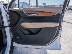 Used 2017  Cadillac XT5 4d SUV AWD Platinum at A Motors Sales & Finance near San Antonio&comma; TX