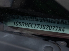 Used 2018  Ram 1500 2WD Crew Cab Lone Star Silver at A Motors Sales & Finance near San Antonio&comma; TX