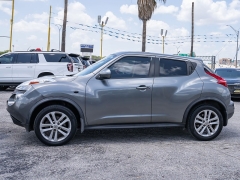 Used 2013  Nissan Juke 4d SUV AWD SV at A Motors Sales & Finance near San Antonio&comma; TX