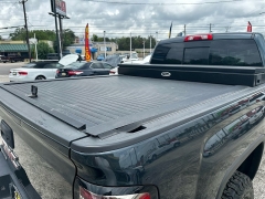 Used 2017 GMC Sierra 1500 4WD Crew Cab SLT at A Motors Sales & Finance near San Antonio, TX