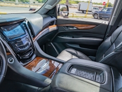 Used 2017  Cadillac Escalade 4d SUV RWD Luxury at A Motors Sales & Finance near San Antonio&comma; TX