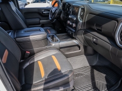 Used 2020  GMC Sierra 1500 4WD Crew Cab AT4 at A Motors Sales & Finance near San Antonio&comma; TX