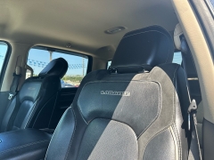 Used 2019 Ram 1500 4WD Crew Cab Laramie at A Motors Sales & Finance near San Antonio, TX