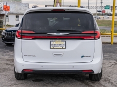 Used 2021  Chrysler Pacifica Hybrid Pinnacle FWD at A Motors Sales & Finance near San Antonio, TX