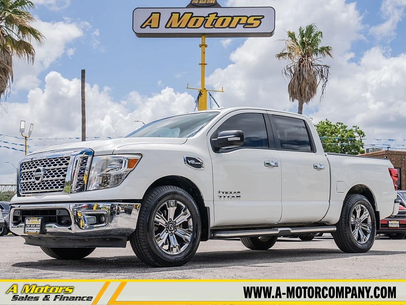 Used 2017  Nissan Titan 4WD Crew Cab SV at A Motors Sales & Finance near San Antonio&comma; TX