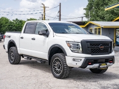 Used 2020  Nissan Titan 4x4 Crew Cab PRO-4X at A Motors Sales & Finance near San Antonio&comma; TX