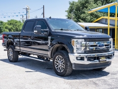 Used 2019  Ford Super Duty F-250 4WD Crew Cab Lariat at A Motors Sales & Finance near San Antonio&comma; TX
