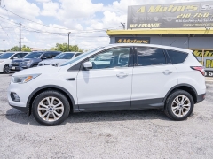 Used 2017  Ford Escape 4d SUV 4WD SE at A Motors Sales & Finance near San Antonio&comma; TX