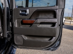 Used 2017  GMC Sierra 1500 2WD Crew Cab SLT at A Motors Sales & Finance near San Antonio&comma; TX