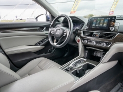 Used 2019  Honda Accord Hybrid 4d Sedan Touring at A Motors Sales & Finance near San Antonio&comma; TX