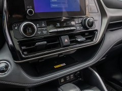 Used 2023  Toyota Highlander XLE FWD at A Motors Sales & Finance near San Antonio&comma; TX