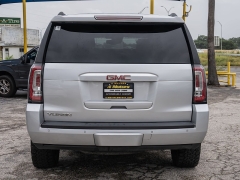 Used 2019  GMC Yukon 4d SUV 4WD SLT at A Motors Sales & Finance near San Antonio&comma; TX