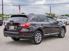 Used 2017  Subaru Outback 4d SUV 2&period;5i Touring at A Motors Sales & Finance near San Antonio&comma; TX