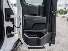 Used 2020  Nissan Titan 4x2 King Cab SV at A Motors Sales & Finance near San Antonio&comma; TX
