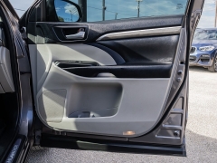 Used 2017 Toyota Highlander 4d SUV AWD Limited at A Motors Sales & Finance near San Antonio, TX