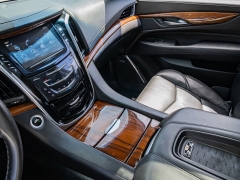 Used 2017  Cadillac Escalade 4d SUV RWD Luxury at A Motors Sales & Finance near San Antonio&comma; TX