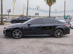 Used 2020  Toyota Camry 4d Sedan SE at A Motors Sales & Finance near San Antonio, TX