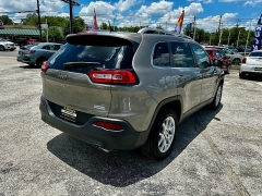 Used 2016 Jeep Cherokee 4d SUV FWD Latitude V6 at A Motors Sales & Finance near San Antonio, TX