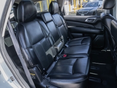 Used 2018  Nissan Pathfinder 4d SUV FWD Platinum at A Motors Sales & Finance near San Antonio&comma; TX