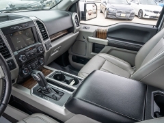 Used 2018  Ford F-150 2WD SuperCrew Lariat 5 1&sol;2 at A Motors Sales & Finance near San Antonio&comma; TX