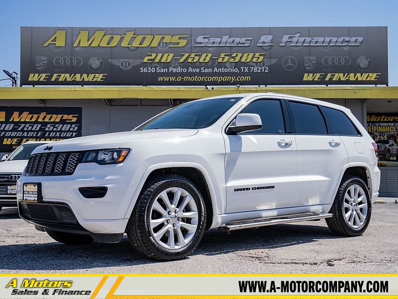 Used 2017  Jeep Grand Cherokee 4d SUV 2WD Laredo at A Motors Sales & Finance near San Antonio, TX