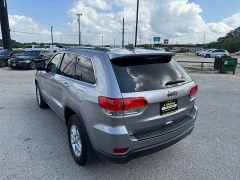 Used 2019 Jeep Grand Cherokee 4d SUV 2WD Laredo E at A Motors Sales & Finance near San Antonio, TX