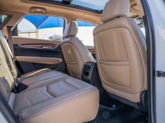 Used 2017  Cadillac XT5 4d SUV AWD Platinum at A Motors Sales & Finance near San Antonio&comma; TX