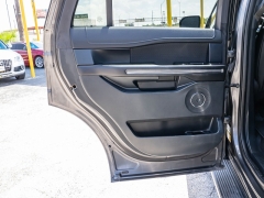 Used 2020  Ford Expedition 4d SUV 2WD XLT at A Motors Sales & Finance near San Antonio&comma; TX