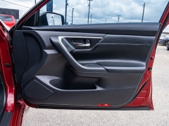 Used 2016  Nissan Altima 4d Sedan 2&period;5L SR at A Motors Sales & Finance near San Antonio&comma; TX