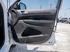 Used 2015 Jeep Grand Cherokee 4d SUV 2WD Laredo Altitude at A Motors Sales & Finance near San Antonio, TX