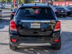 Used 2020  Chevrolet Trax 4d SUV FWD Premier at A Motors Sales & Finance near San Antonio, TX