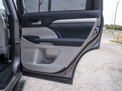 Used 2015  Toyota Highlander 4d SUV FWD XLE at A Motors Sales & Finance near San Antonio&comma; TX