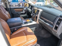 Used 2017  Ram 1500 2WD Crew Cab Longhorn at A Motors Sales & Finance near San Antonio&comma; TX