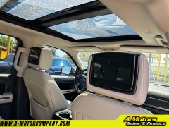 Used 2019 Ford Expedition Max 4d SUV 4WD Platinum at A Motors Sales & Finance near San Antonio, TX