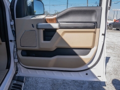 Used 2016  Ford F-150 2WD SuperCrew Lariat 5 1&sol;2 at A Motors Sales & Finance near San Antonio&comma; TX