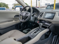Used 2017  Honda HR-V 4d SUV FWD EX-L Navigation at A Motors Sales & Finance near San Antonio&comma; TX