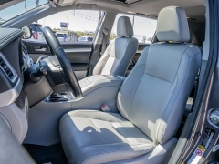 Used 2018  Toyota Highlander 4d SUV AWD XLE at A Motors Sales & Finance near San Antonio&comma; TX