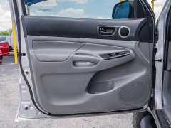 Used 2013  Toyota Tacoma 2WD Double Cab PreRunner V6 Short Bed at A Motors Sales & Finance near San Antonio&comma; TX