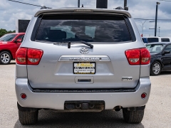 Used 2017  Toyota Sequoia 4d SUV RWD SR5 at A Motors Sales & Finance near San Antonio&comma; TX