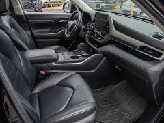 Used 2023  Toyota Highlander XLE FWD at A Motors Sales & Finance near San Antonio&comma; TX