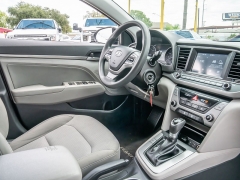 Used 2018  Hyundai Elantra 4d Sedan SEL at A Motors Sales & Finance near San Antonio&comma; TX