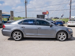 Used 2015  Volkswagen Passat TDI 4d Sedan SE at A Motors Sales & Finance near San Antonio&comma; TX