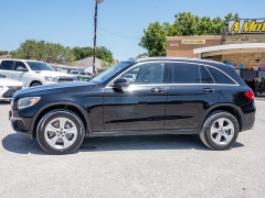 Used 2017  Mercedes-Benz GLC-Class 4d SUV GLC300 at A Motors Sales & Finance near San Antonio&comma; TX