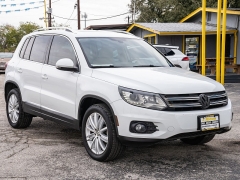 Used 2016  Volkswagen Tiguan 4d SUV SE at A Motors Sales & Finance near San Antonio, TX