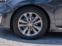 Used 2016  Kia Sedona 4d Wagon SX Limited at A Motors Sales & Finance near San Antonio&comma; TX