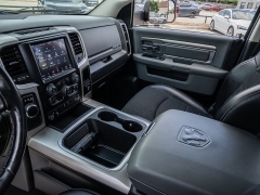 Used 2018  Ram 1500 2WD Crew Cab Lone Star Silver at A Motors Sales & Finance near San Antonio&comma; TX