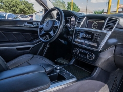 Used 2015  Mercedes-Benz GL-Class 4d SUV GL550 at A Motors Sales & Finance near San Antonio&comma; TX