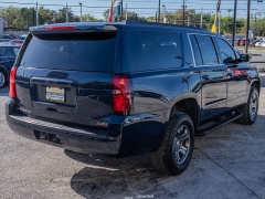 Used 2020  Chevrolet Suburban 4d SUV 4WD LT at A Motors Sales & Finance near San Antonio, TX