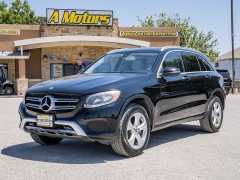 Used 2017  Mercedes-Benz GLC-Class 4d SUV GLC300 at A Motors Sales & Finance near San Antonio&comma; TX